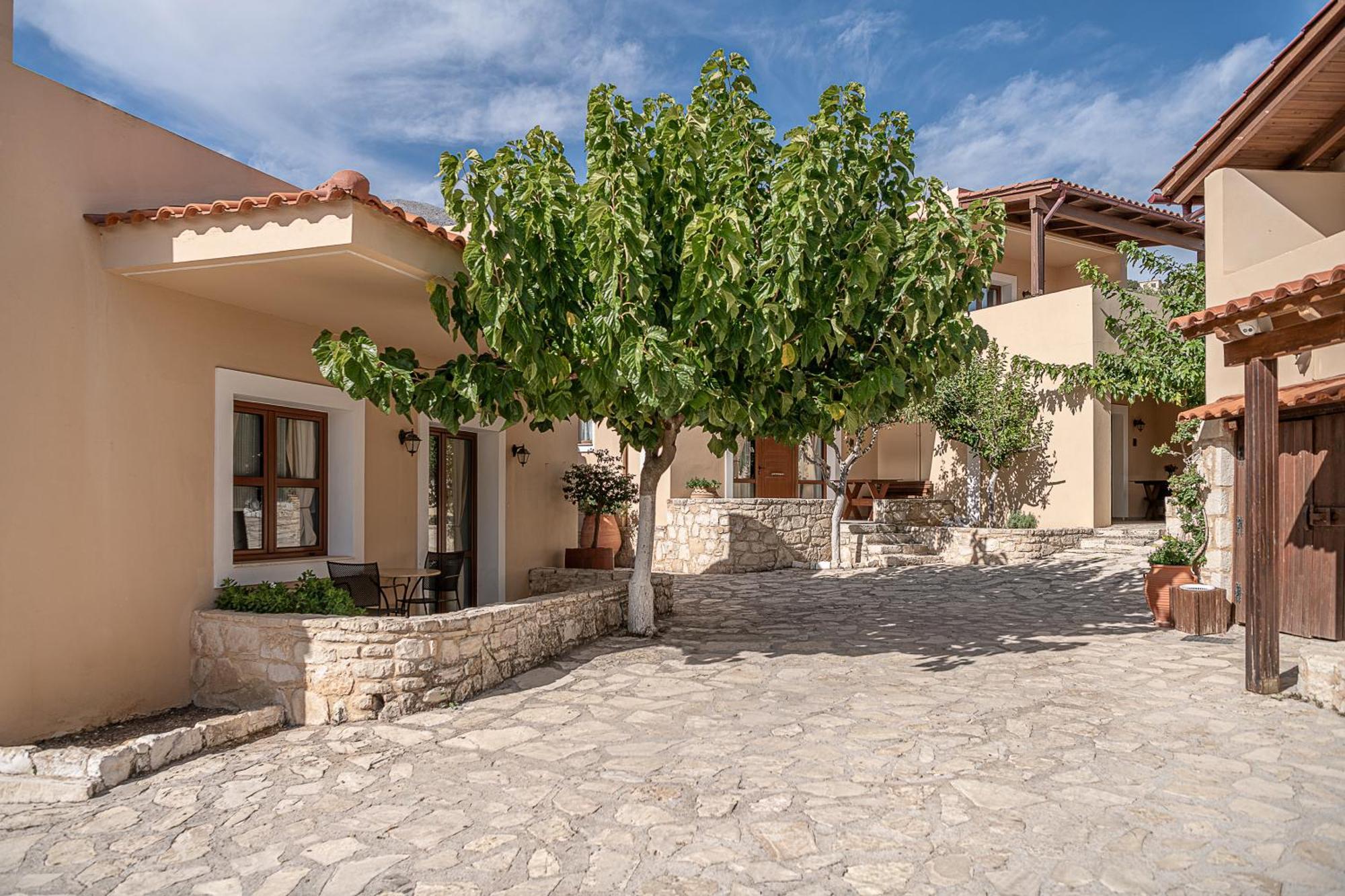 Earino Apartment Kato Asites Екстериор снимка